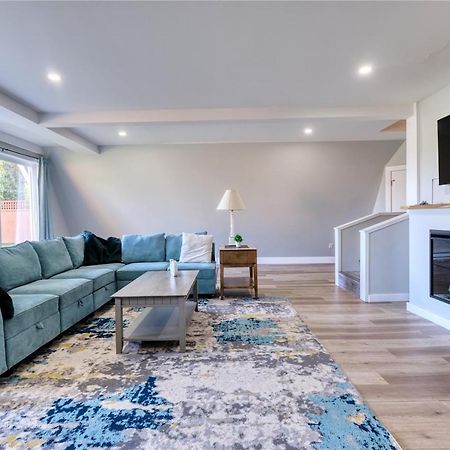 Newly Remodeled 2Bd Room A Frame Cottage Point Roberts Экстерьер фото