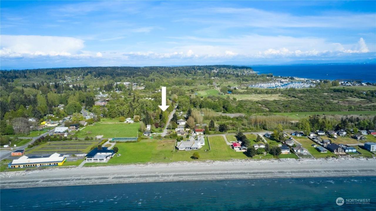 Newly Remodeled 2Bd Room A Frame Cottage Point Roberts Экстерьер фото